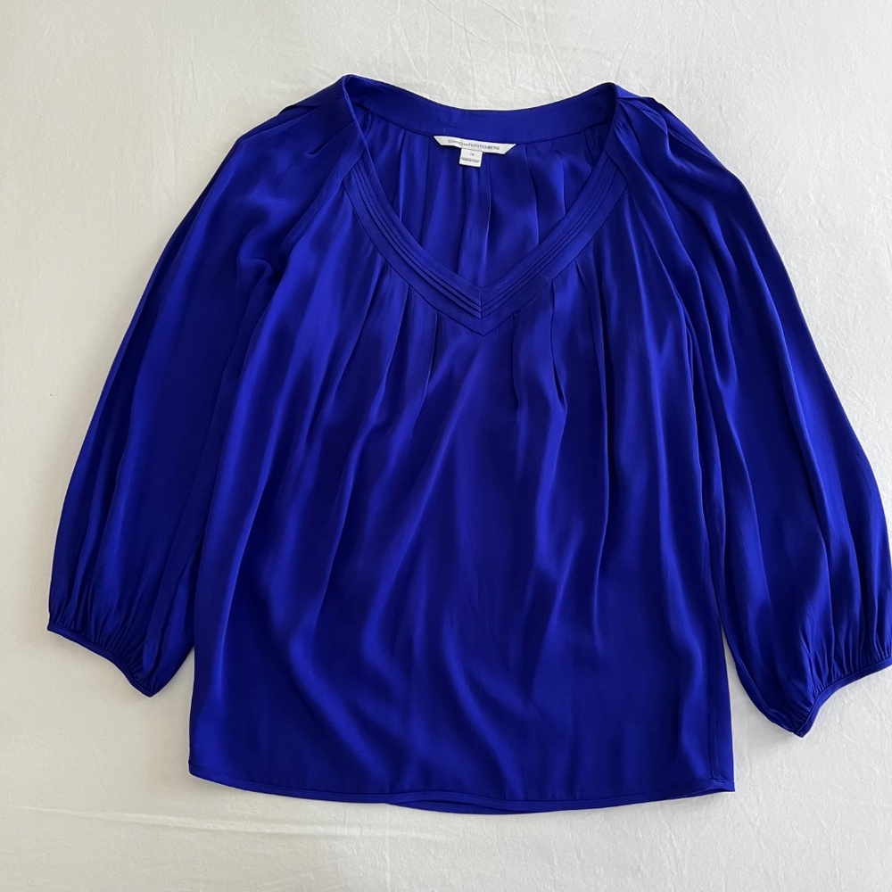 Diane von Furstenberg Silk Royal Blue Blouse – Size 10